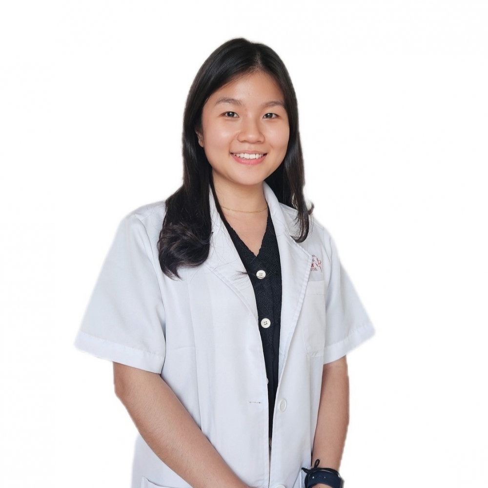 Ms. Lim Chia Chia (Michelle)