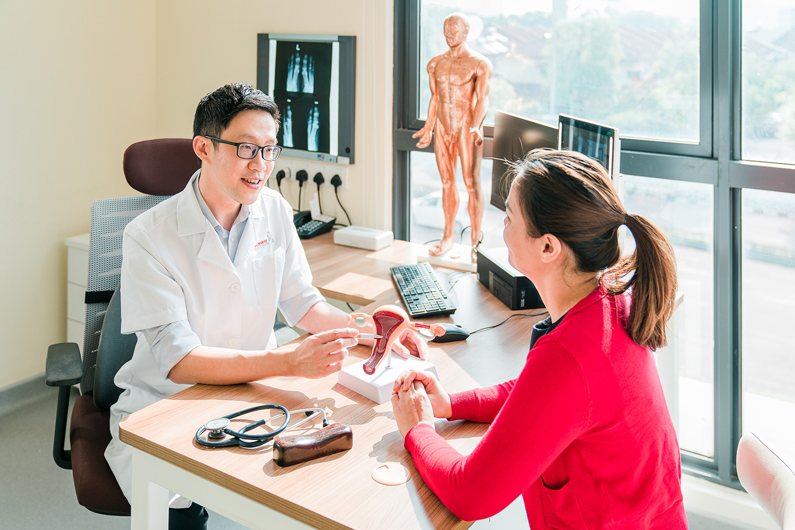 TCM practitioners providing tailored treatments for patients’ needs